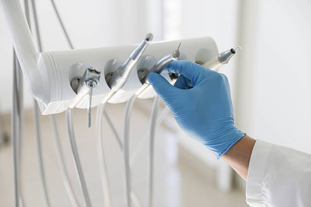 Professional Tooth Extraction technician working in Goldsby, OK